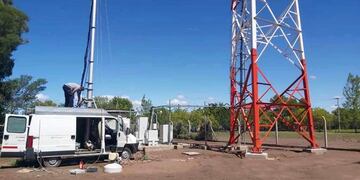 El distrito al sur de Alvear contará con servicio de internet por fibra óptica y telefonía 4G.