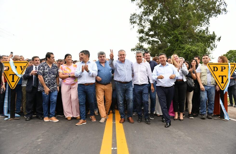 Jaldo dejó inaugurada una remozada Ruta 325