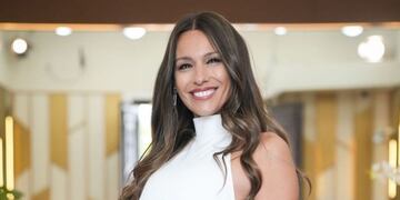 ¿Pavo real o colibrí? el vestido cut out de Pampita que dio de qué hablar.