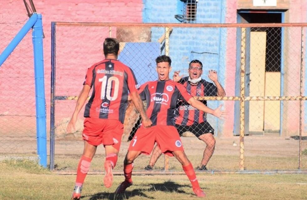 San Juan vuelve a vibrar con el fútbol local