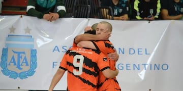 Le ganó 5-1 a Alborada y junto a Camioneros representarán a la provincia a nivel nacional.