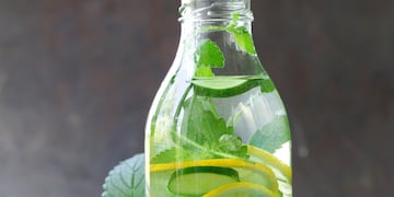 Cómo hacer un jugo detox: el truco casero para desinflamar el abdomen después de las Fiestas