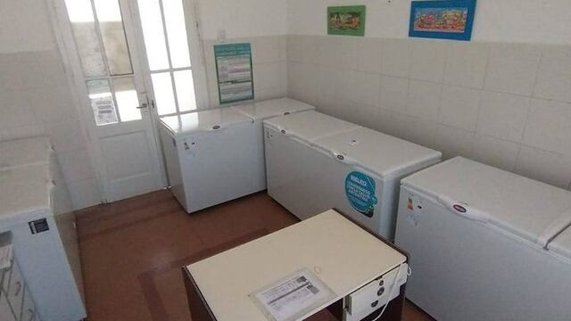Los freezers que contendrán las vacunas contra el coronavirus, ya están instalados en el Hospital de Rafaela