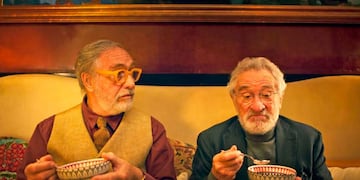 Luis Brandoni junto a Robert De Niro en la serie Nada