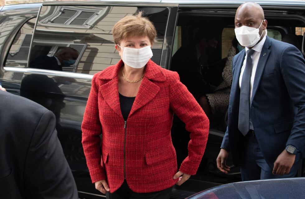 Georgieva comunicó que analizará la propuesta de la Argentina para reformar la política de sobrecargos