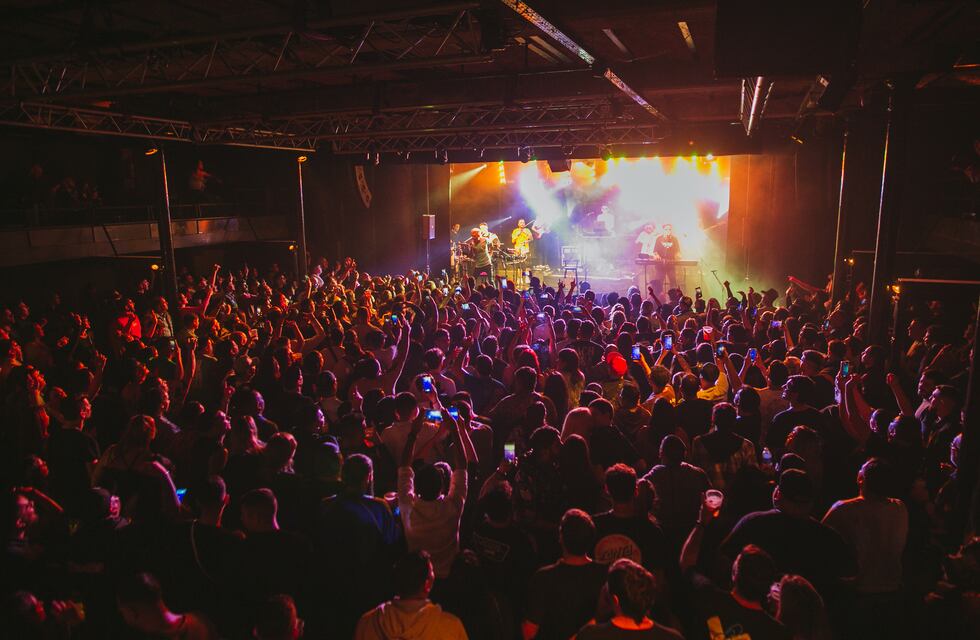 Un icono del cuarteto de Córdoba cuestionó a la nueva generación de cantantes: “Se imitan”
