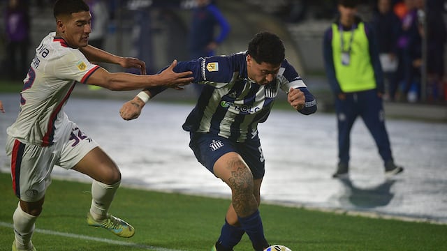 Talleres lo perdía desde el inicio ante San Lorenzo, y empató con un gol de Luis Sequeira (Nicolás Bravo / La Voz).