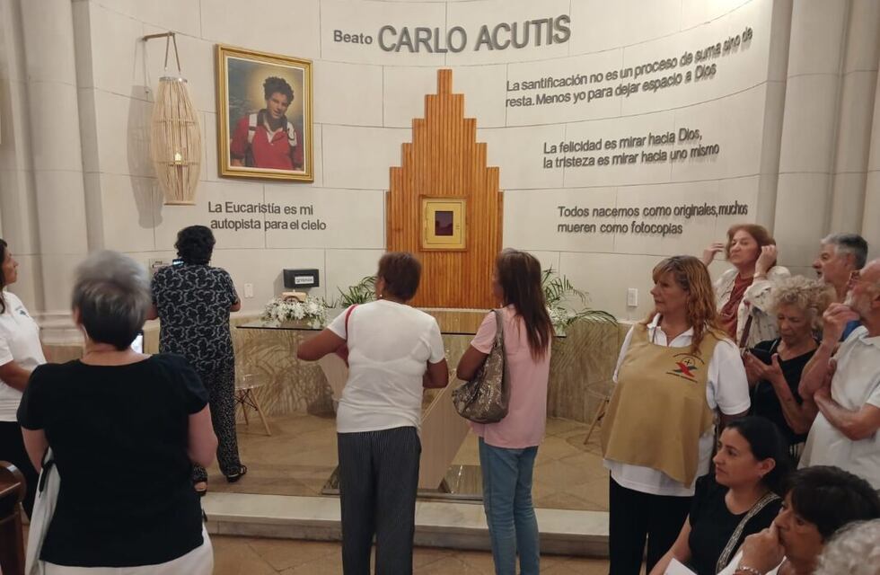 El “influencer de Dios” convoca a decenas de creyentes a un santuario en Córdoba