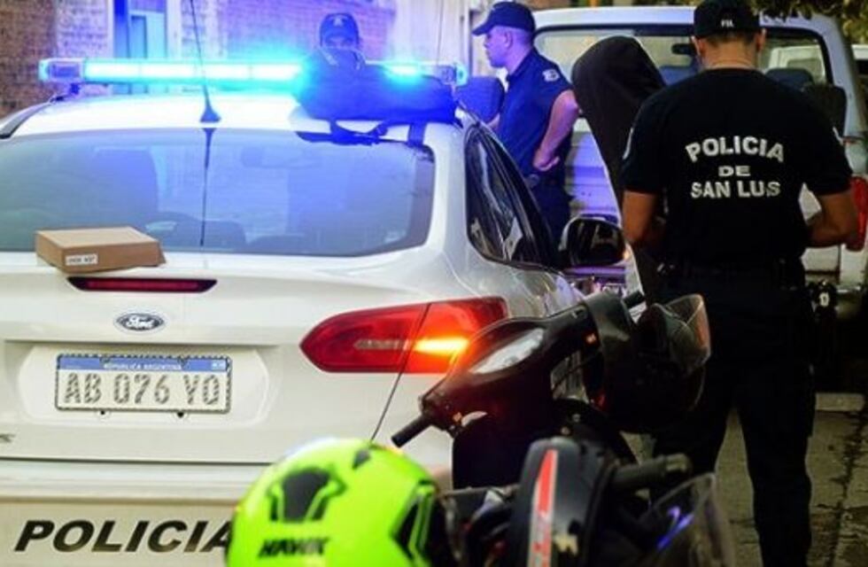 Trágico accidente en San Luis: una mujer y una pequeña de 4 años perdieron la vida