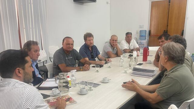 Reunión de la UOM en María Juana por el conflicto con Saab y la Nación