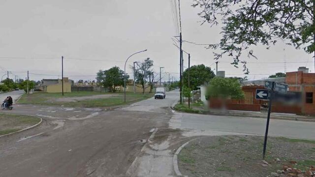 La mujer lamentó que no pueden ir a la parada del colectivo tranquilos. (Google Street View)