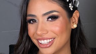 Daniela Celis contó que está embarazada de gemelos.