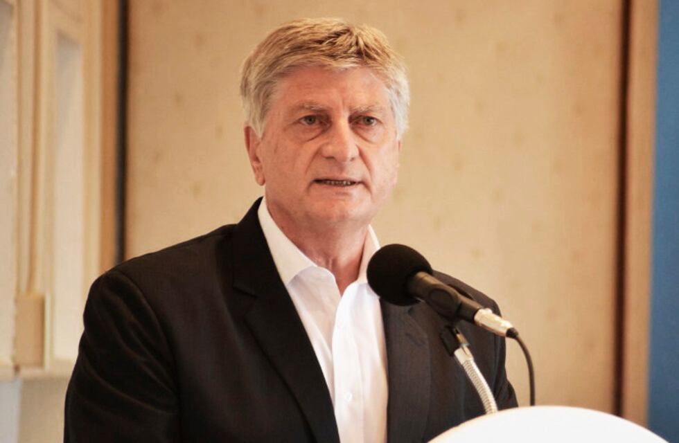 Ziliotto reivindicó la transparencia de la información sobre la vacunación en La Pampa
