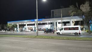 La YPF de Rondeau y Marull fue baleada en setiembre.