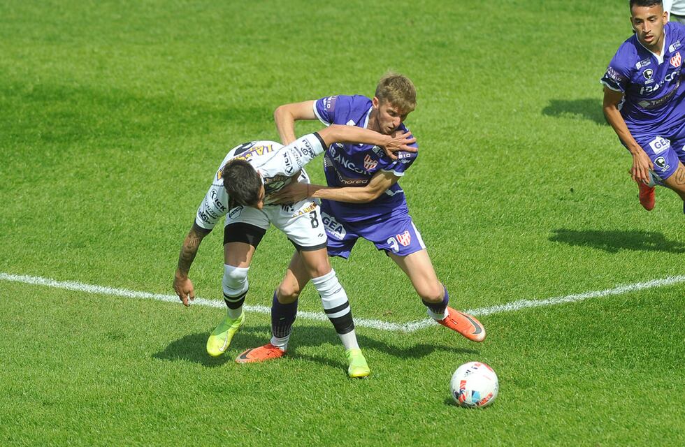 Instituto lo ganaba, se lo dieron vuelta y perdió ante All Boys con nueva dupla técnica en Alta Córdoba