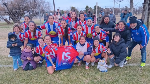 Rosario goleó al tercer puesto al golear a Liniers.