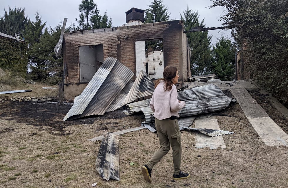 A dos meses de los incendios en Villa Yacanto, los vecinos recibirán los fondos para reconstruir viviendas