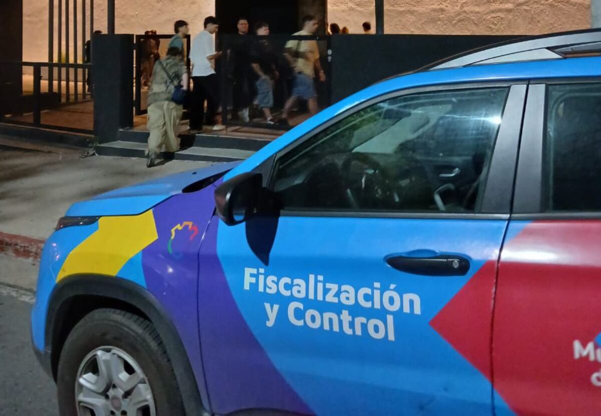 Los establecimientos incumplieron con diferentes medidas de seguridad y condiciones que exige la ley municipal.