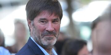 El fiscal Senestrari los había acusado de liderar una banda y hoy el juez decidió procesarlos.