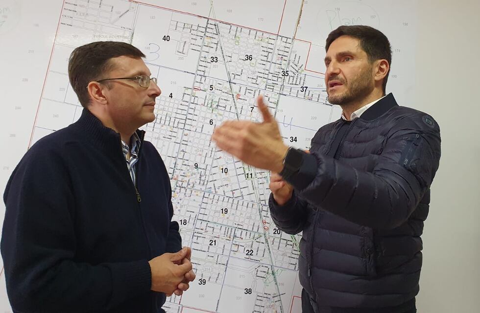 Con el apoyo de Lisandro Mársico se consolida la victoria de Maximiliano Pullaro