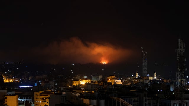Israel bombardeó Gaza durante toda la noche. (AP)