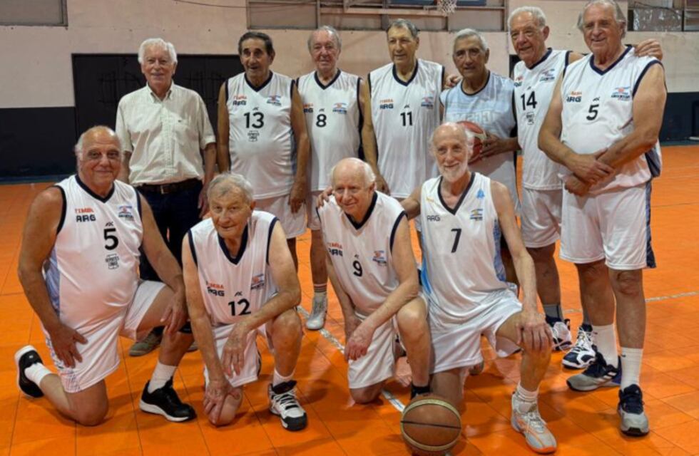 Mario Sala de Arroyito integra la Selección Argentina en la categoría +80 para el Mundial de Maxibásquet