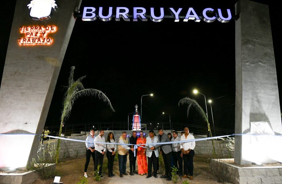 Jaldo visitó Burruyacú e inauguró obras durante las fiestas patronales