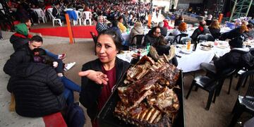 En tanti, fue un éxito la Séptima Jornada Gastronómica del Cordero Serrano. (La Voz y Asociación Empresaria Hotelera Gastronómica de Calamuchita).