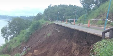 Se desmoronó parte de la costanera de Puerto Piray.