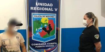 Joven autor de robo terminó detenido en Puerto Iguazú.