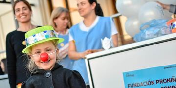 Feria solidaria dónde se elegirá a una ONG como ganadora de un gran premio.