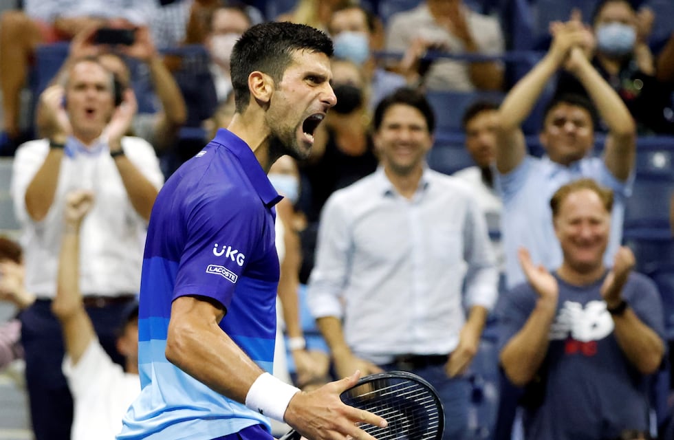 Novak Djokovic avanzó a semifinales de US Open y está a dos triunfos de una logro histórico
