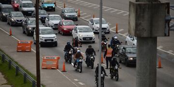 ID:4894281 Peaje Carlos Paz camino ruta control controles policia caminera policias
Reapertura turismo Interno covid 19 coronavirus cuarentena Pandemia
Fotografia Jose Gabriel Hernandez