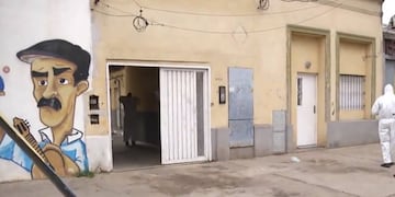 La víctima de 61 años falleció en un departamento de pasillo sobre Necochea al 3500.