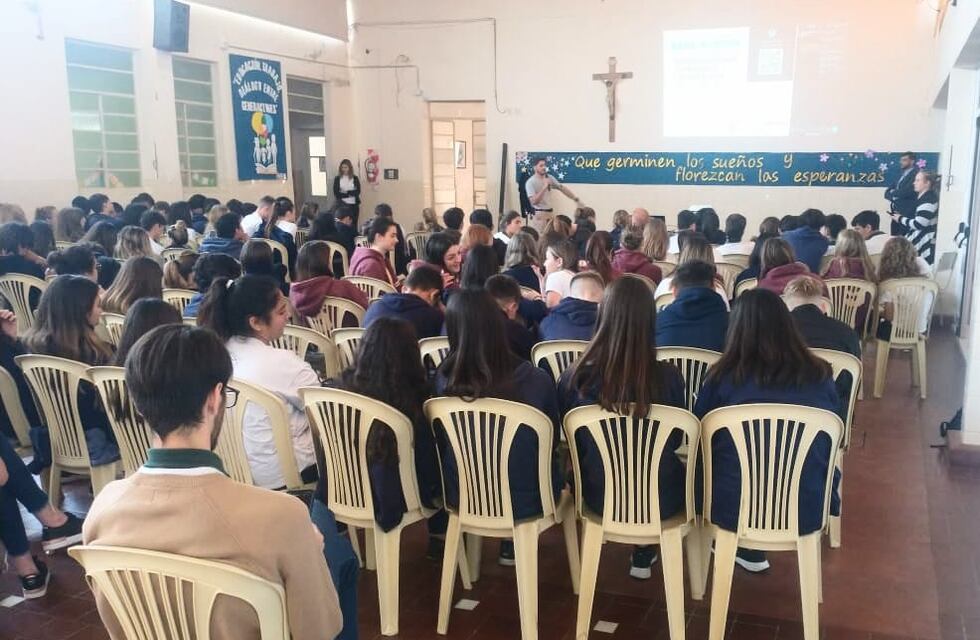 Ojos en Alerta: se capacitaron más de 300 estudiantes del secundario de la “Misericordia”