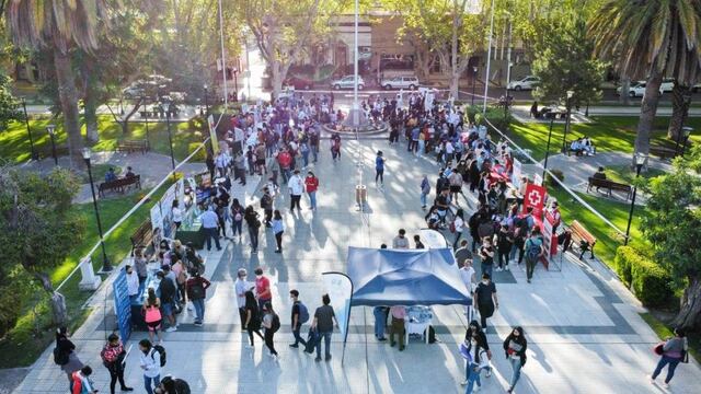 Postergaron la oferta educativa hasta el miércoles 30 en la plaza San Martín.