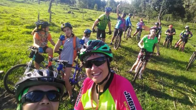 Bicicleteada para niños en Colonia Wanda.