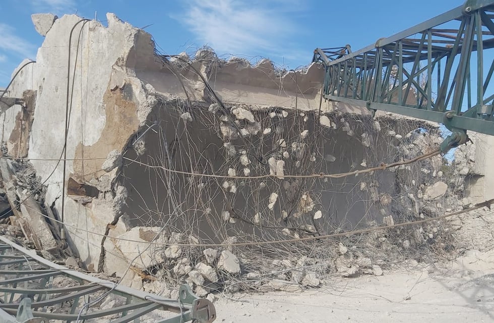 Córdoba: se desplomó una estructura de hormigón y aplastó a un obrero de una reconocida cementera