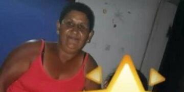 La abuela de 57 años recibió múltiples disparos como consecuencia de una venganza contra otra persona.