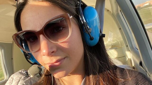 Karu Sateriano se fue a Estados Unidos a aprender inglés trabajando mientras se forma como piloto de aviones.
