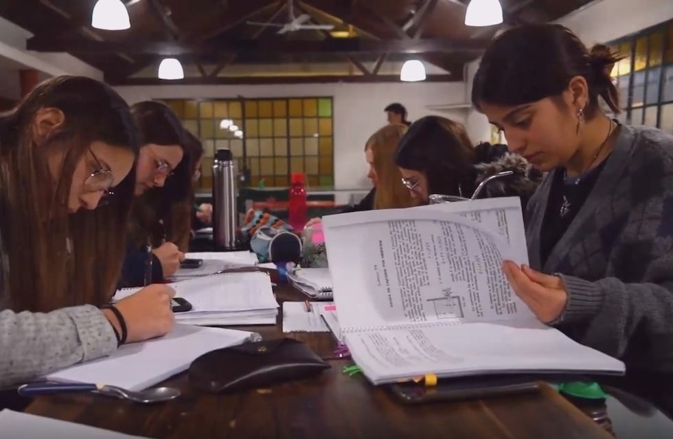 El 4 de diciembre comienzan las inscripciones para las Becas Coronel Rosales