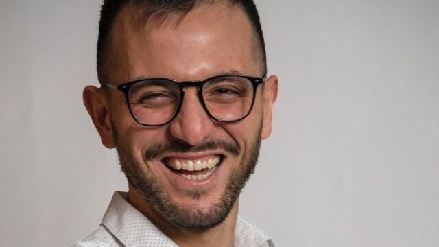 Mauro Carrillo, urólogo mendocino que da consejos en Instagram con stop motion.