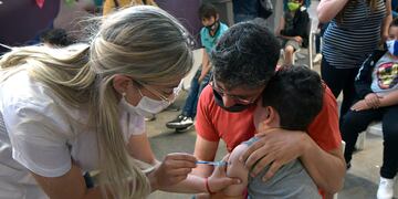 Argentina inició en forma simultánea en todo el país la vacunación contra la COVID-19 para niñas y niños de 3 a 11 años.
Foto: Orlando Pelichotti