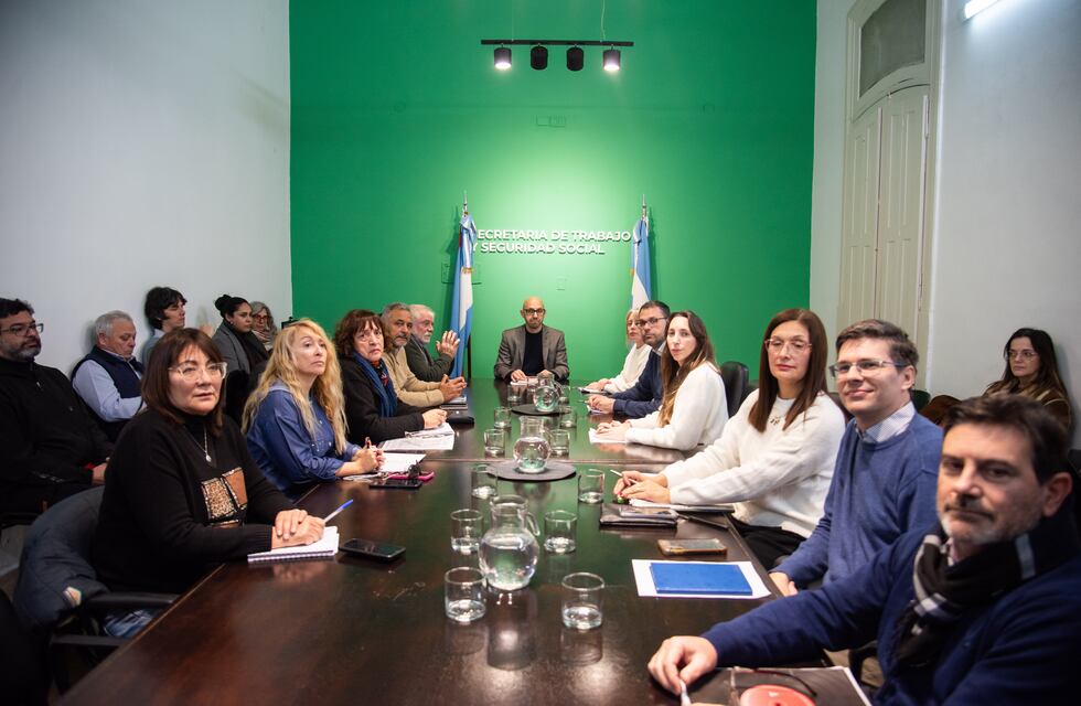 Paritarias 2025: la oferta del gobierno fue “sumamente insuficiente” dijeron los gremios estatales