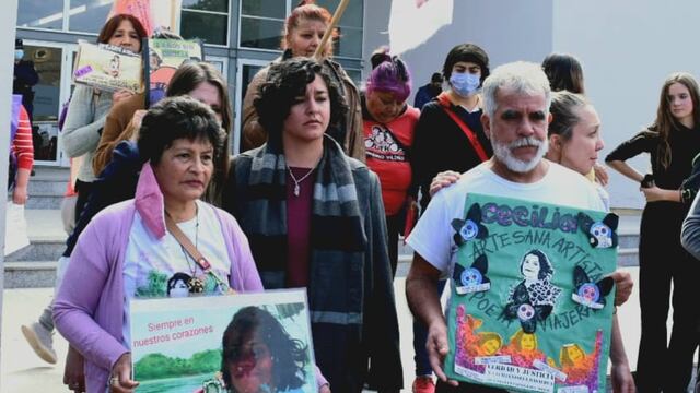 La familia de Cecilia, en el primer día del juiicio oral (Gentileza Juan Mazzeo)