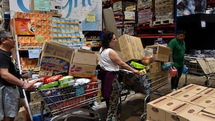 Los primeros meses del 2024 serán los de mayor impacto, por la descomunal pérdida del poder adquisitivo.
Foto. Orlando Pelichotti