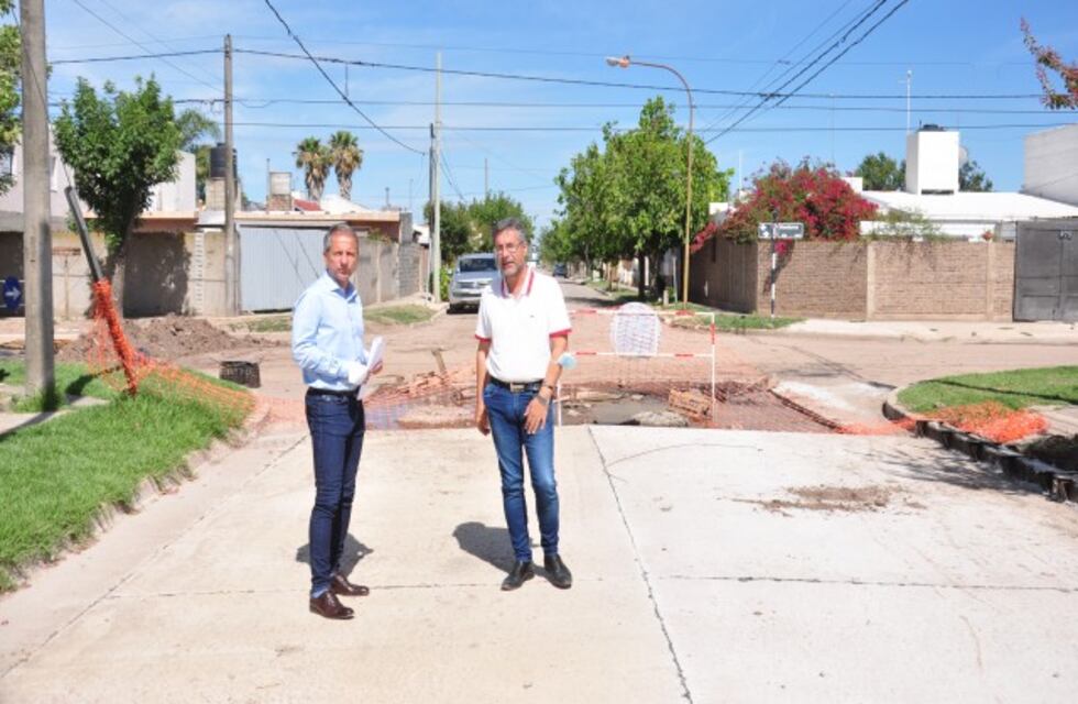 Inauguran obra de pavimentación en el barrio 20 de Junio