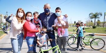 Avellaneda y los regalos que generan polémica. (Foto: zonales.com)