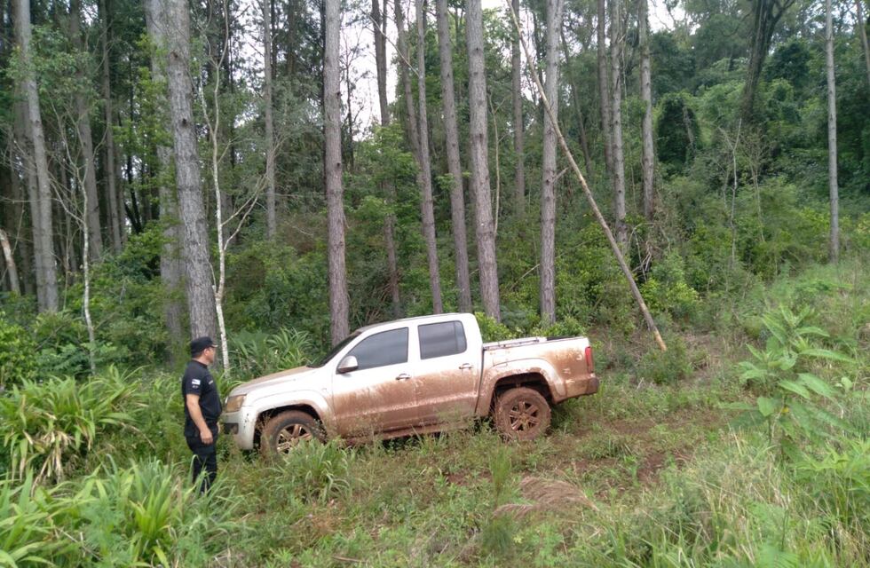 Santiago de Liniers: recuperan camioneta robada en Brasil