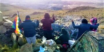 Comuneros indígenas de todas las regiones de Jujuy recibieron el primer solsticio de invierno con la ancestral ceremonia del Inti Raymi, la Fiesta del Sol.